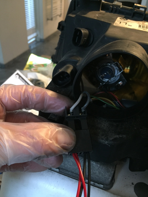 B8BFAE56-016D-4AA7-BF54-6E205AF5D493