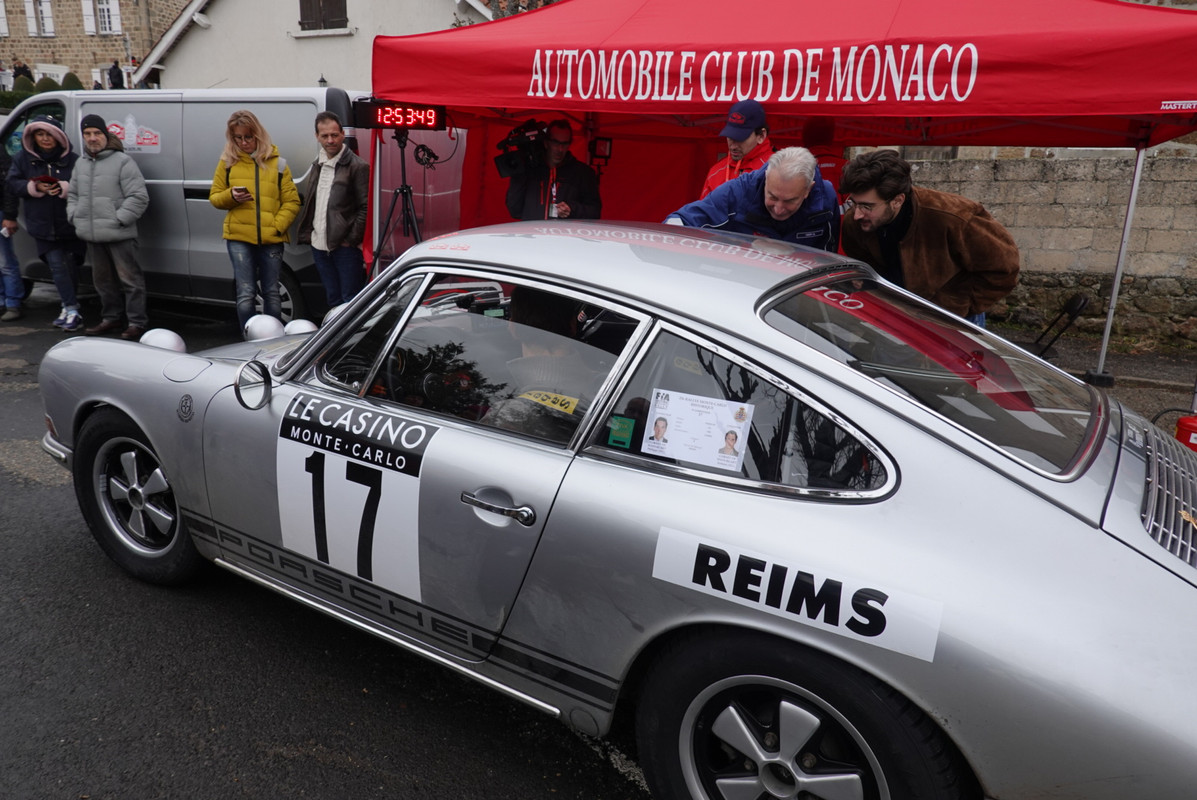 F757DEA3-B921-4560-8B4A-139495221769