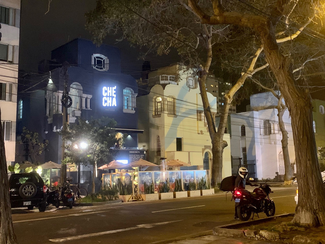 683247DE-8333-4E90-A4B1-EABA69593D1A