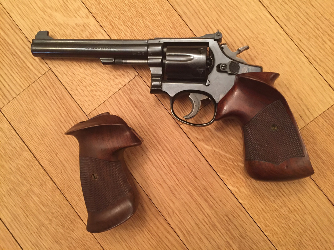 Revolver Grips IMG-5833