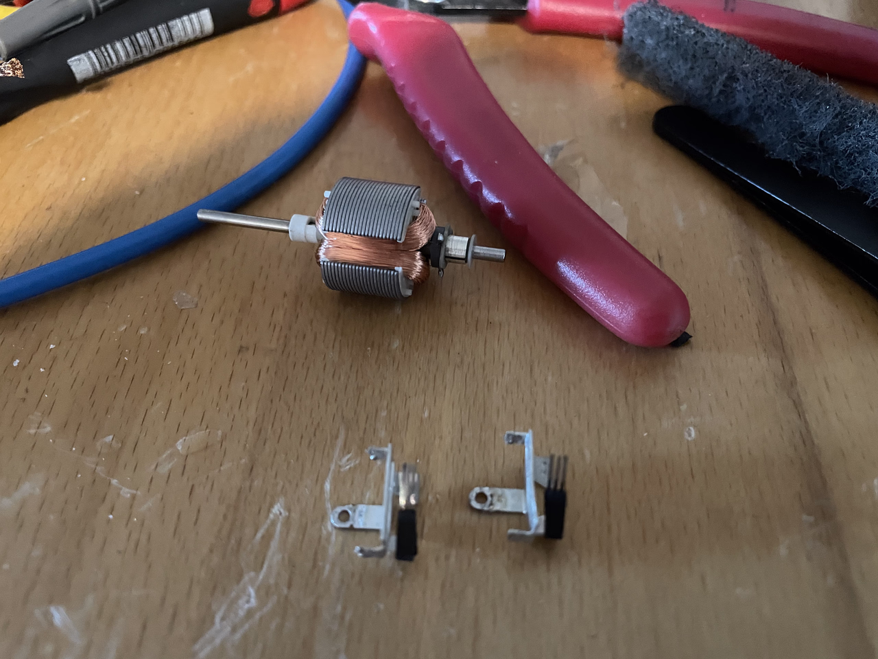 [Bild: IMG-2066.avif]