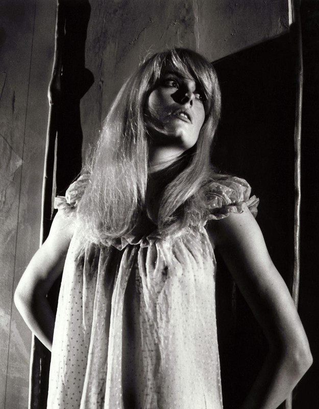 catherine_deneuve_mb26