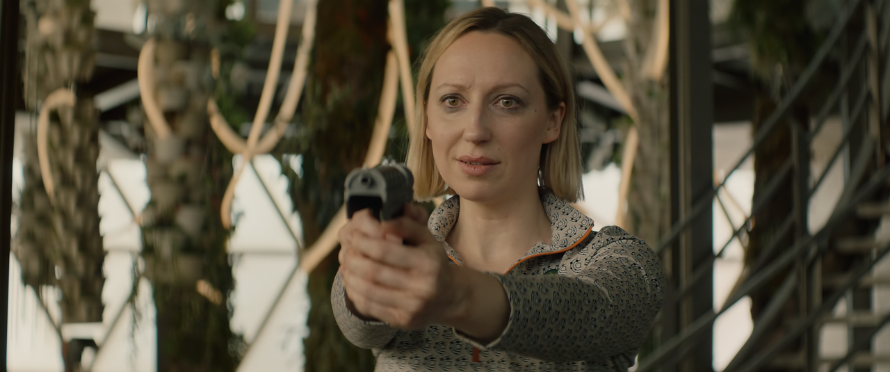 Murderbot.S01E06.Command.Feed.2160p.10bit.ATVP.WEB-DL.DDP5.1.HEVC-Vyndros.mkv_snapshot_20.33_[2025.0