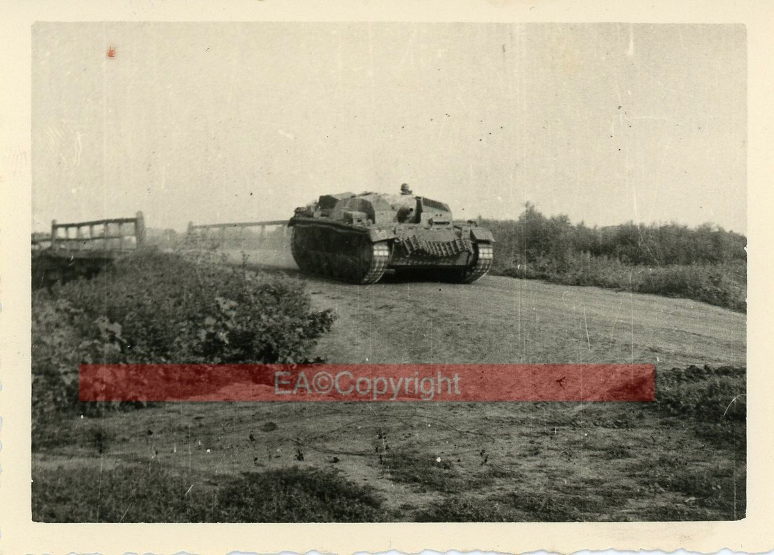 StuG Sturmgeschütz Tank Sturmartillerie Foto4