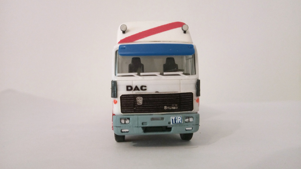Macht (8100)