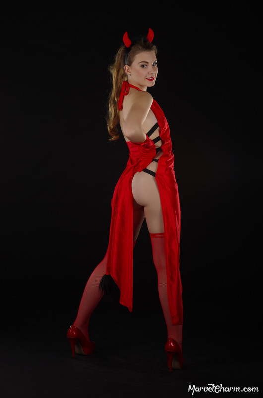 MarvelCharm_Monica-Halloween-2016-048