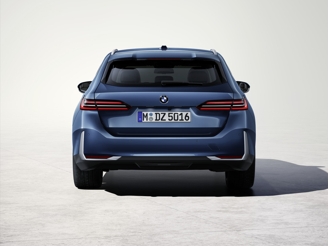 P90551940_highRes_the-new-bmw-540d-xdr