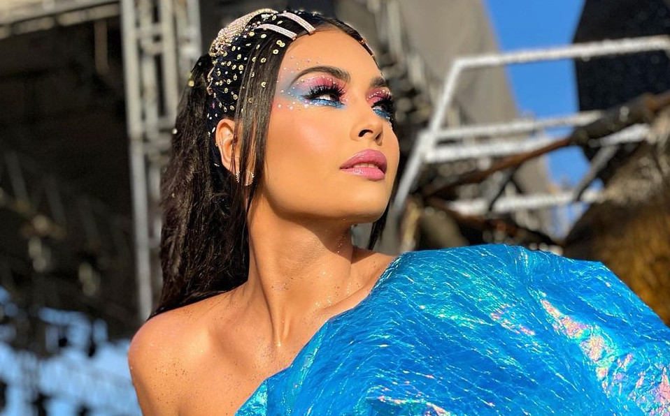 Kristal Silva impacta en redes con traje de 