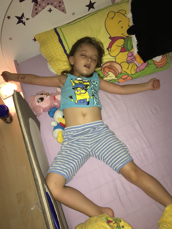 7BA4005D-4354-4A69-B25F-FE7DAFC4F9D5