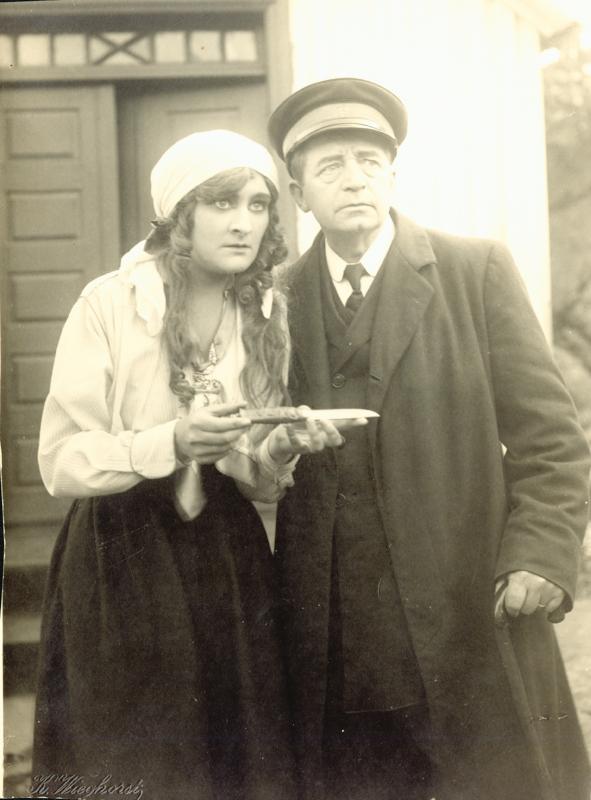 57vUJZSAKRZAk7kbc72EzL_micr