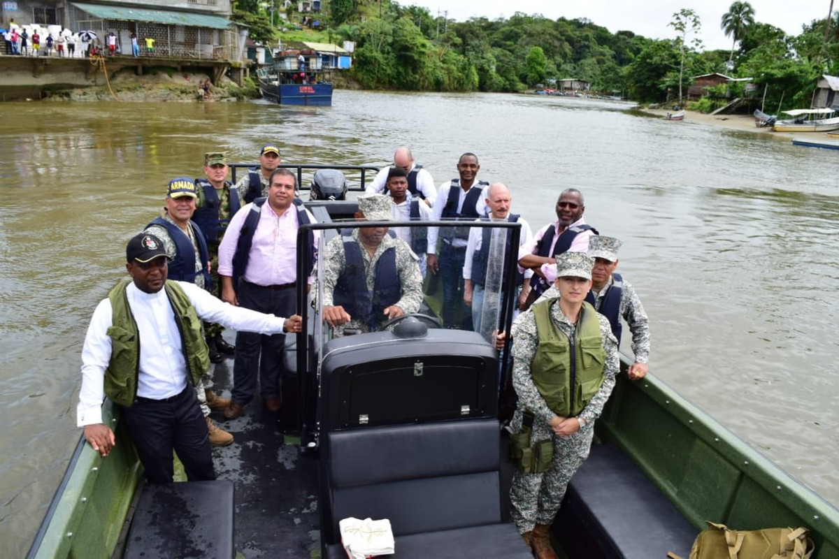 La Armada Colombiana incorpora dos nuevos botes de apoyo fluvial | América  Militar: información sobre defensa, seguridad y geopolítica