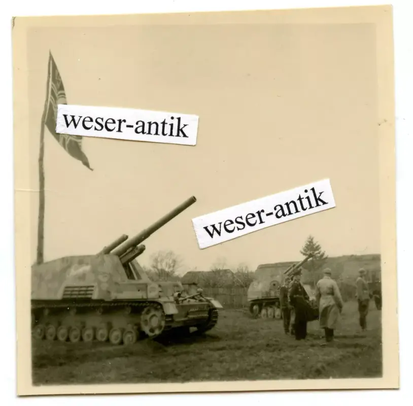 Kielce Polen 20.10.1944 Hummel Wespe 16. Panzer-Division RK-Verleih. Bild 15-15 (3)