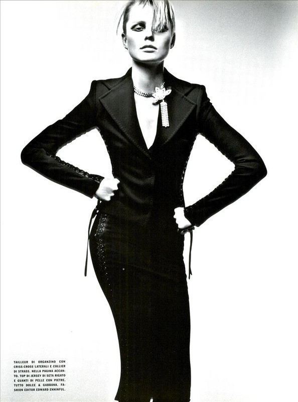 ARCHIVIO - Vogue Italia (February 2001) - So Stylized - 008