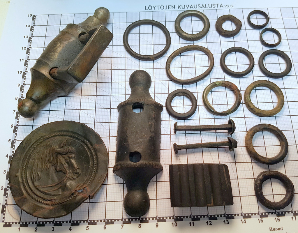 hevoshärpäkkeet ja rinkulat