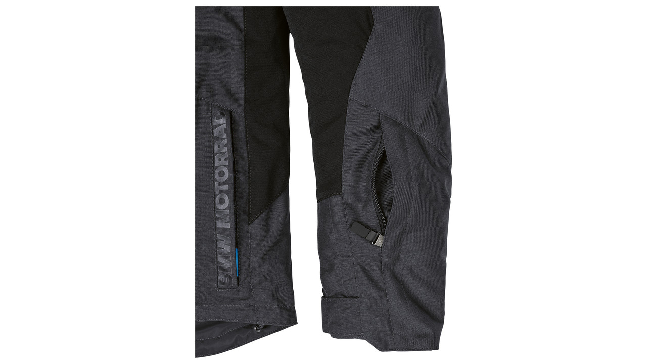 P90582966_highRes_the-new-bmw-motorrad