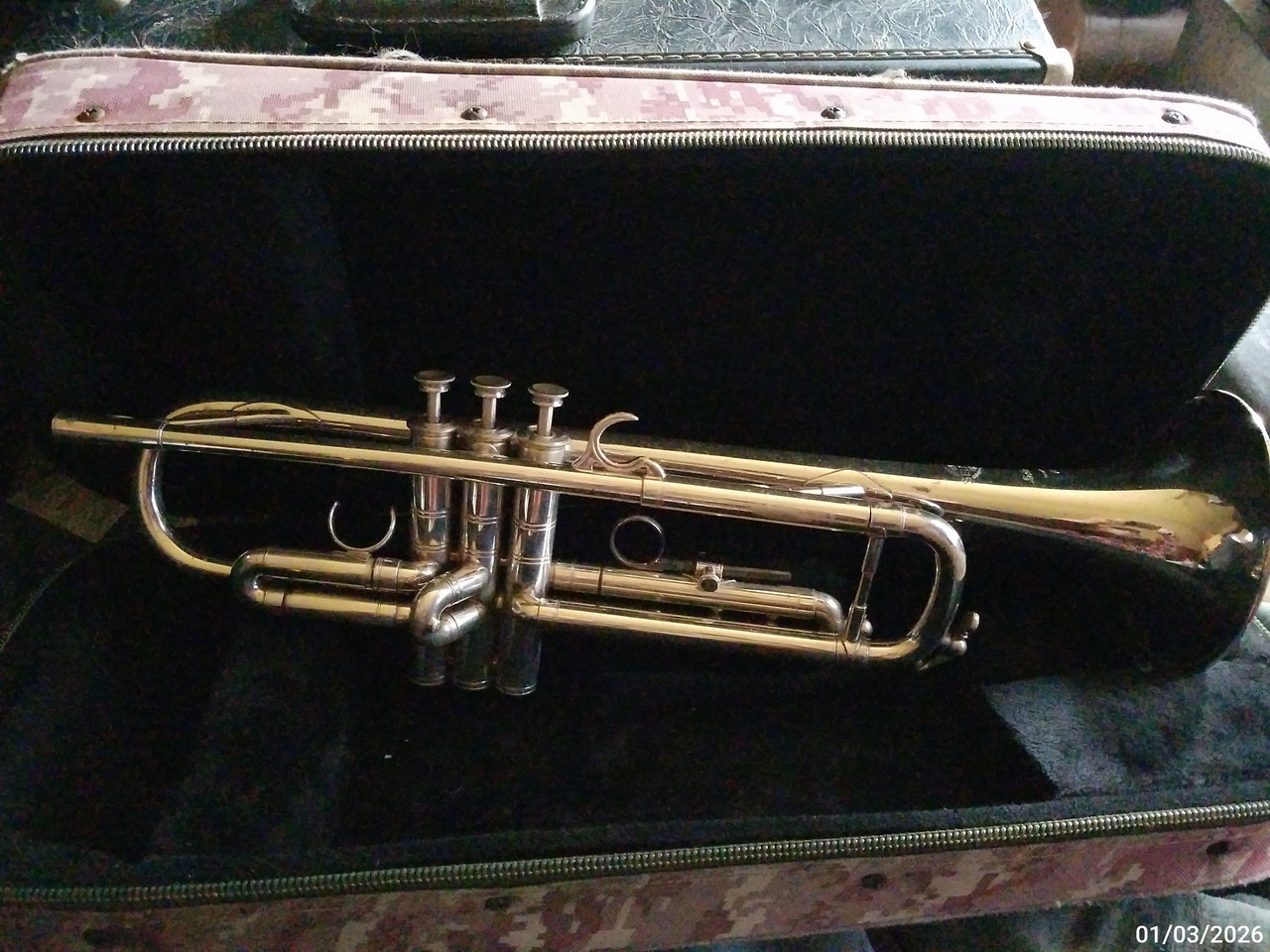 Selmer Paris 1971 Radial sn 51677 recvd 20260103 (9)