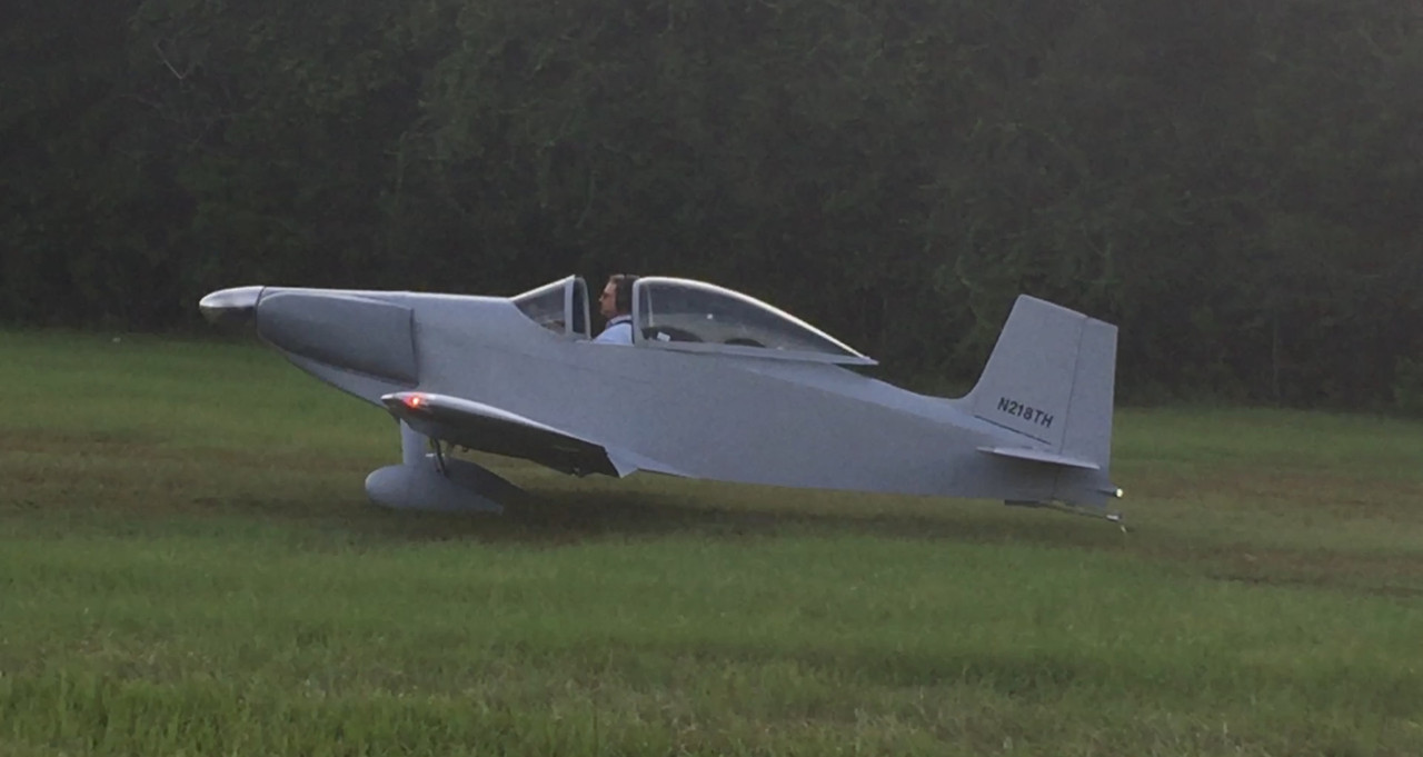 19448CDC-6A79-43E7-A213-70AA27A78F9B