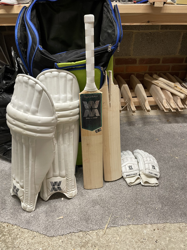 F118A2D2-693A-43C4-B5F1-6E523B4484CE