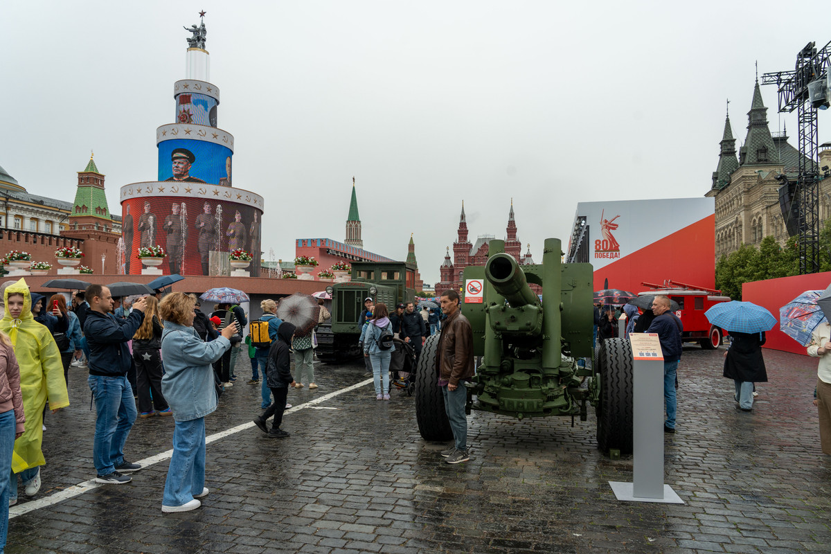 2025.06.22_A7C2 sel24-105_03719