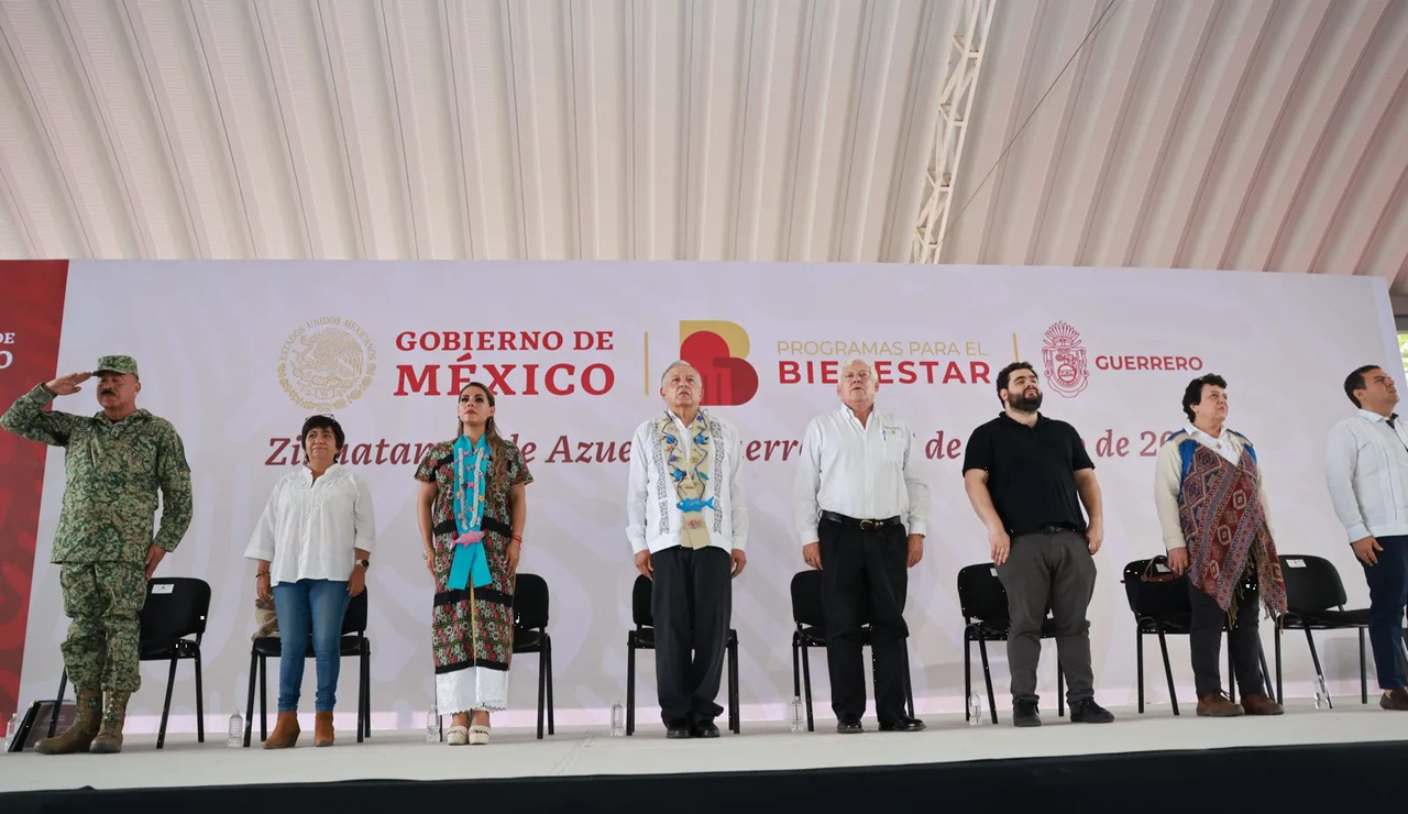 “Entregaré la banda presidencial a alguien que piensa como yo”: AMLO