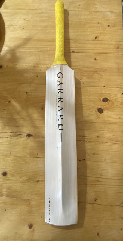 E7184951-B826-47E1-83C2-4195B6058394