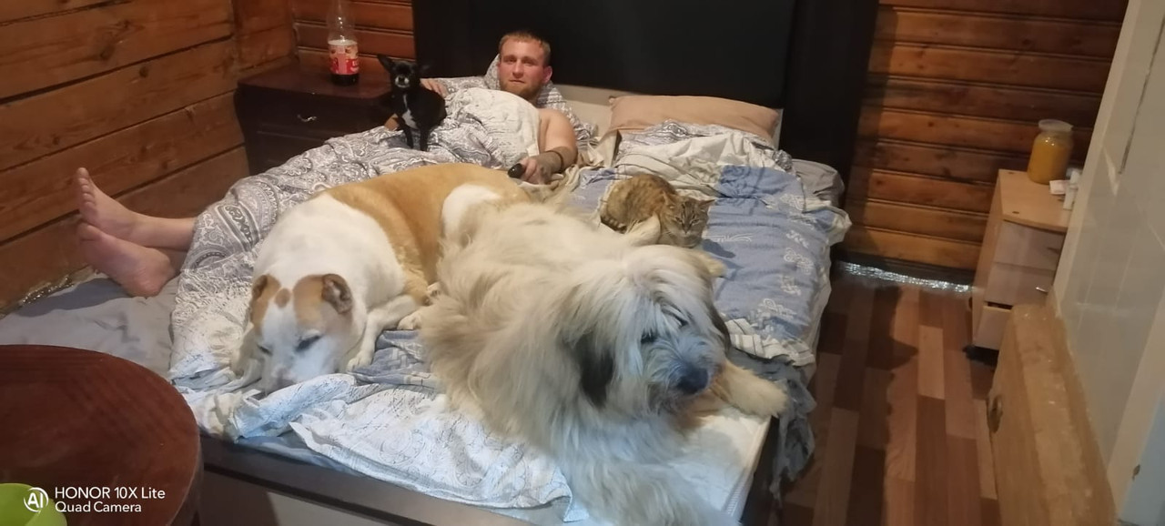 6EE4E13A-5E58-4B82-8451-4BD1FB40BE69