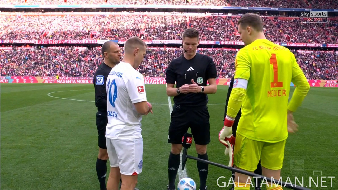 02-01_20-15-00_Sky Sports Football FHD UK_FC Bayern München vs Holstein Kiel (Replay).ts_snapshot_00