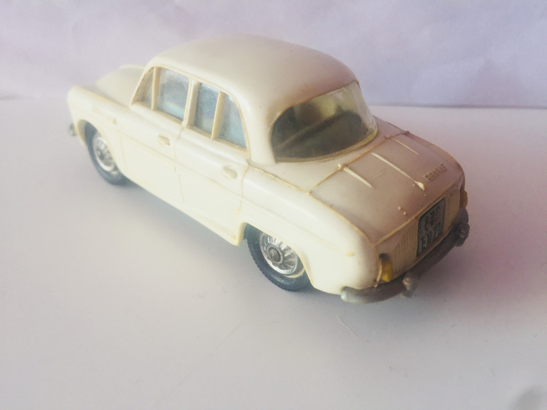 7219A2FD-7539-4BC3-80F8-53BE2F0D1FC5