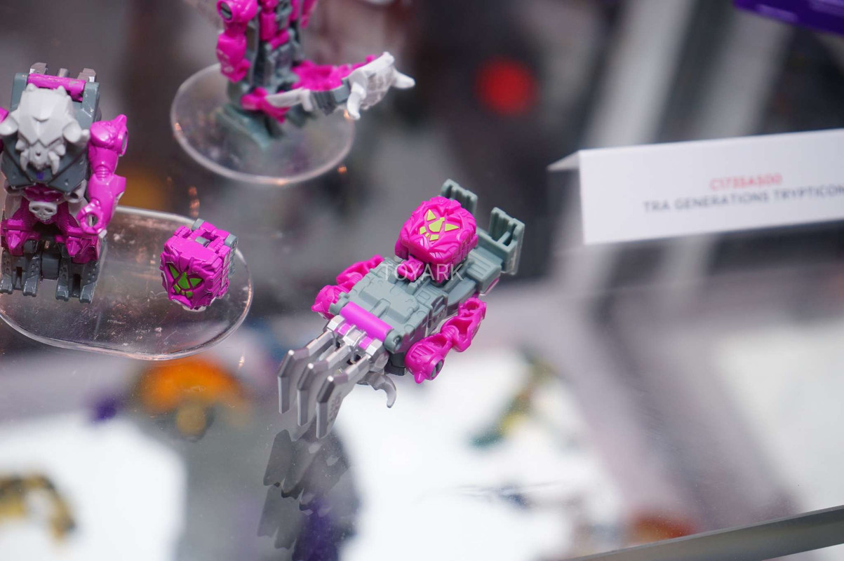 SDCC-2017-Transformers-Hasbro-Thurs-018