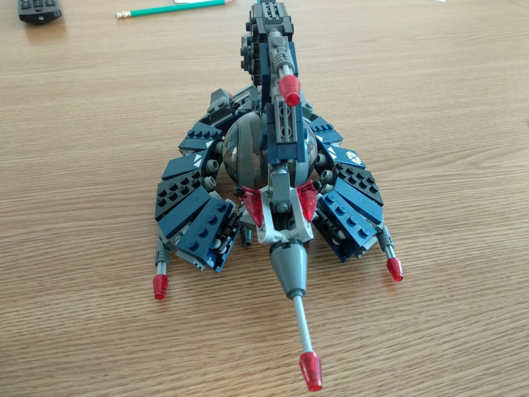 41416304_335149143896494_7989211268793761792_n