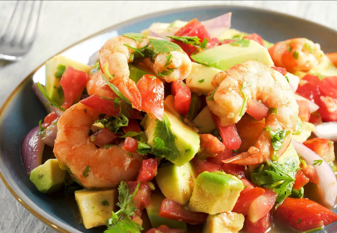 ¿Qué comer en los últimos días de verano? Haz un ceviche de camarones