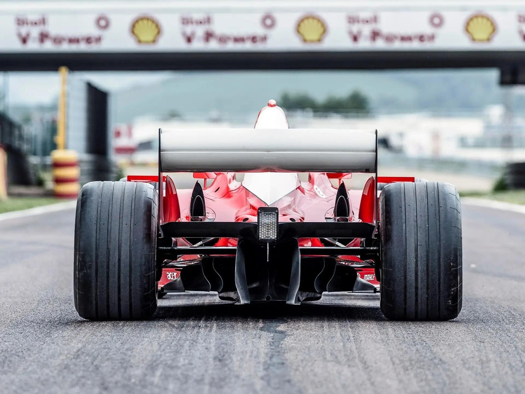 Ferrari-F2004 (2004)