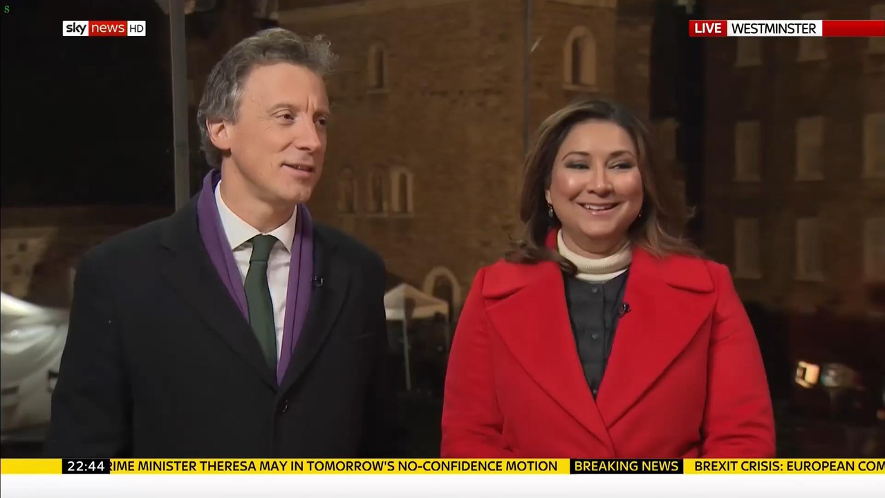 15 January - 22.00.00 - Sky News At 10. Anna Botting with the ma