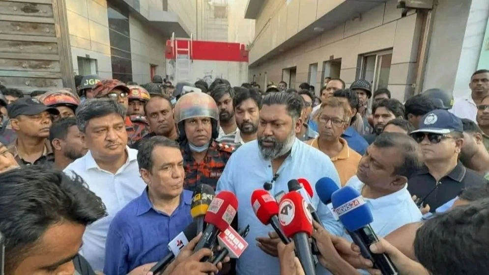 গাজীপুরে ওষুধ কারখানার আগুন সম্পূর্ণ নিয়ন্ত্রণে