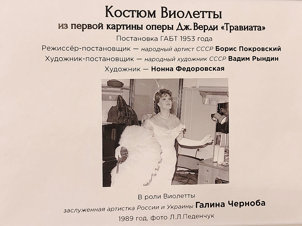 https://i.postimg.cc/RhhvL1CS/10.jpg