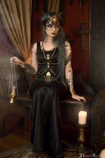 full_succubus_03_99BF6589B4