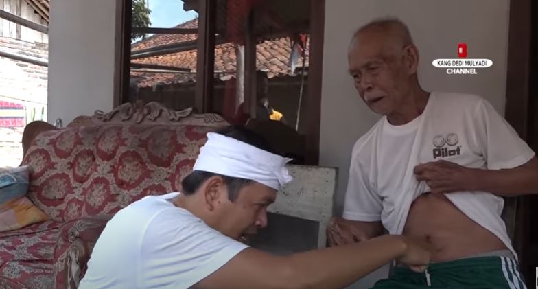 Dedi Mulyadi dan Abah Emang