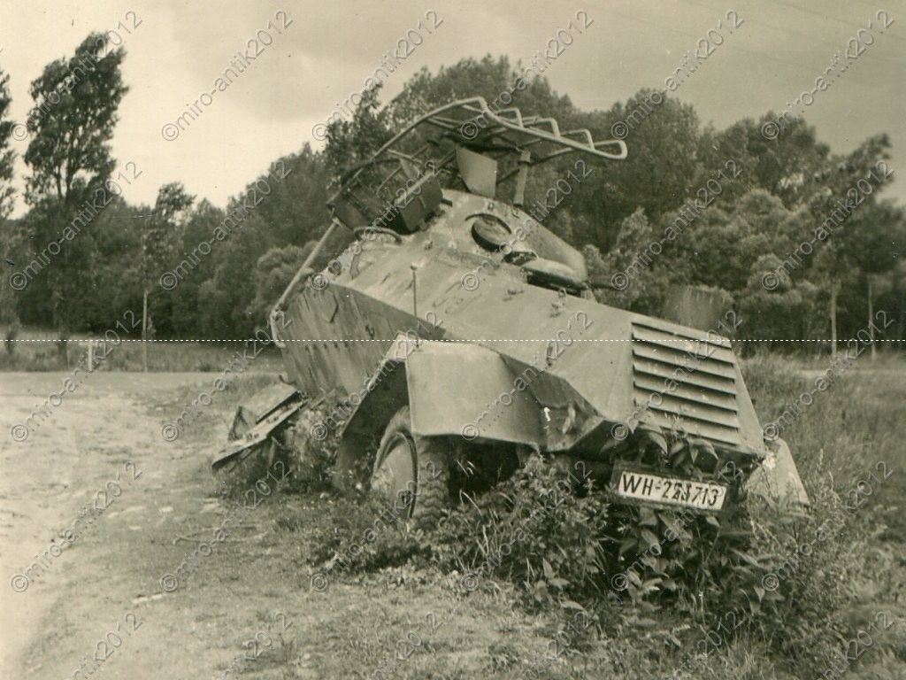 zerstörtes Sdkfz. 232, WH-229713, Héricourt, Fra