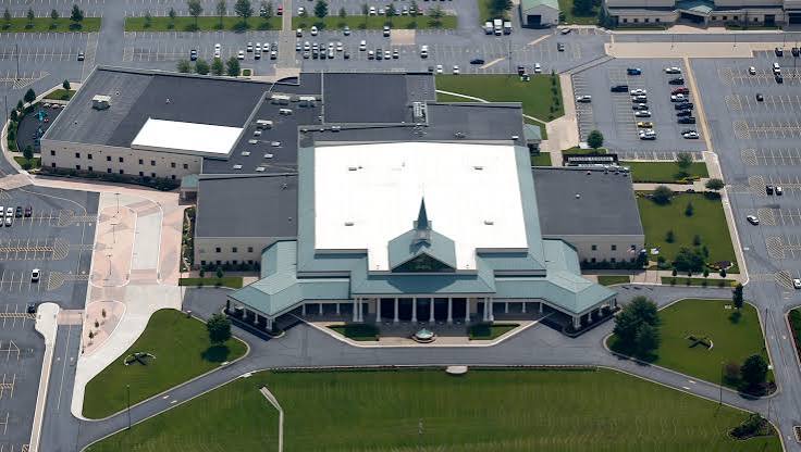 Megachurch Image