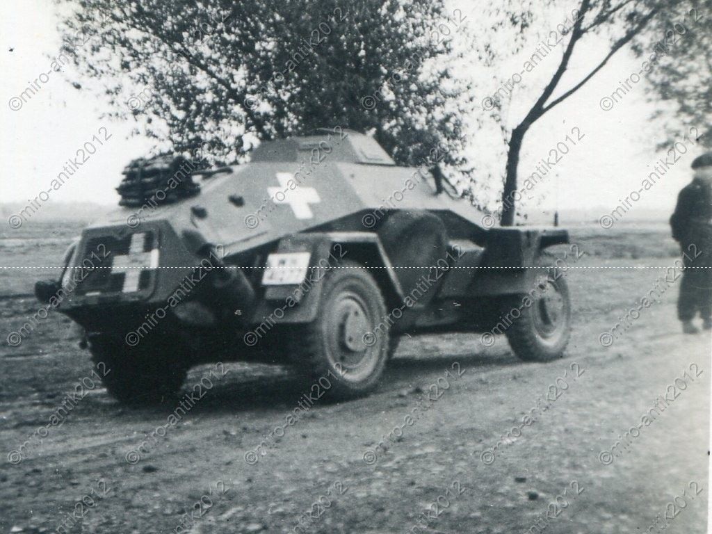 Foto, Wehrmacht, leichter Panzerspähwagen, Sdkfz