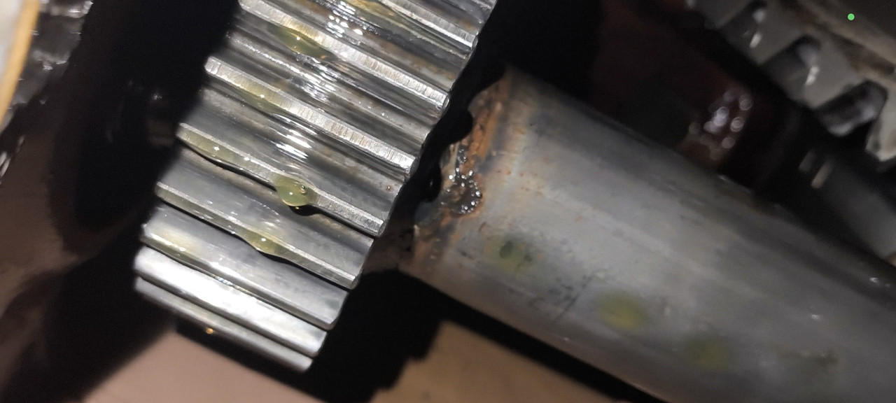 Screenshot_2025-10-12-17-50-40-298_com.miui.mediaviewer