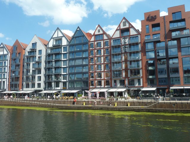 Gdansk en 3 dias y medio. - Blogs de Polonia - DIA 2.- Paseo por el centro:  calle Dluga, iglesia de S. Maria,  muelles,  grúa (22)