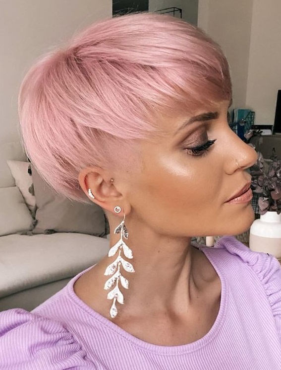 Short pastel pink hairstyle