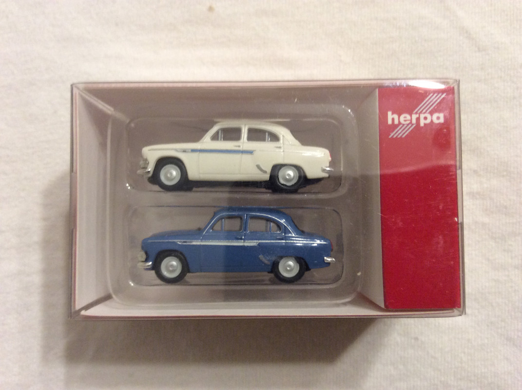 3569D07D-2A4F-4A2C-B078-BF4DA30C3EA0