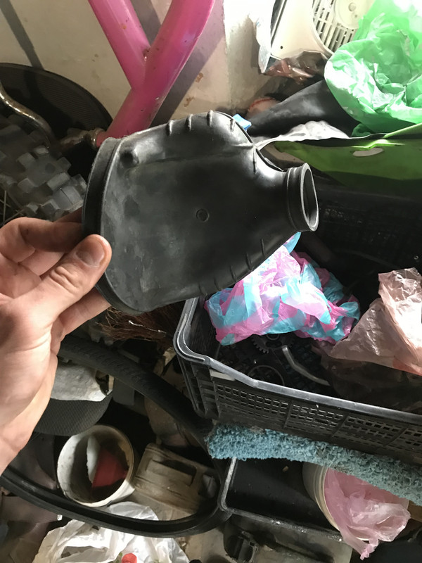 C5B6982F-68C2-4A63-A358-223B1264C2F3