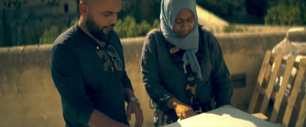 [Image: 4d6w9i6ysxig.jpg]