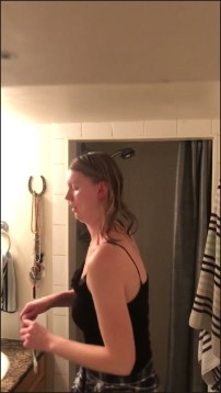 [Image: Voyeur57765103145.jpg]