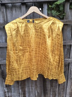 Gold X wide shirt with shoulder pads - Size S