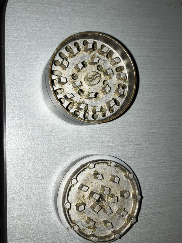 0FF9792F-F4E1-42E2-BAC7-CE0F411912C3