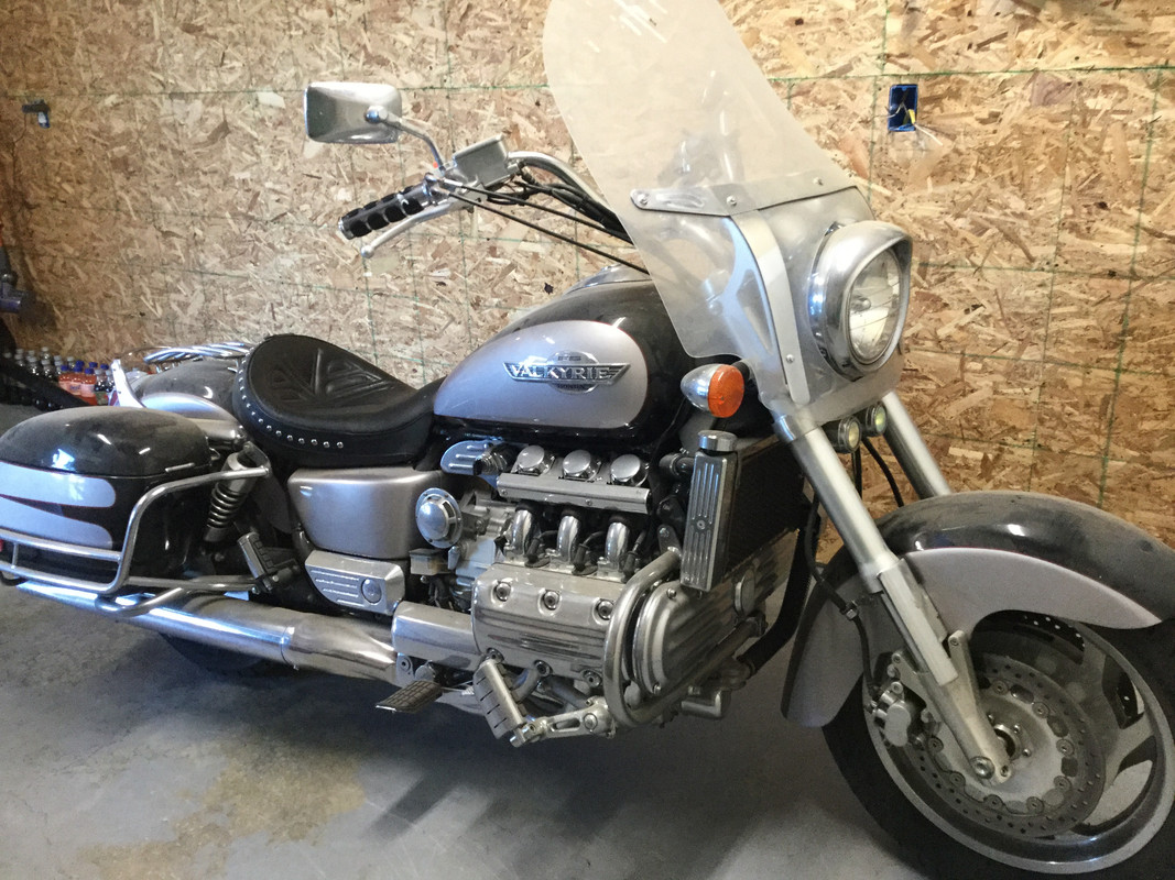 54325B09-AFF5-4010-A4C9-9C9F29A0AF9C